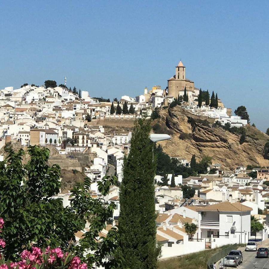 Cortijo Rocas Altas Iznájar Exterior foto